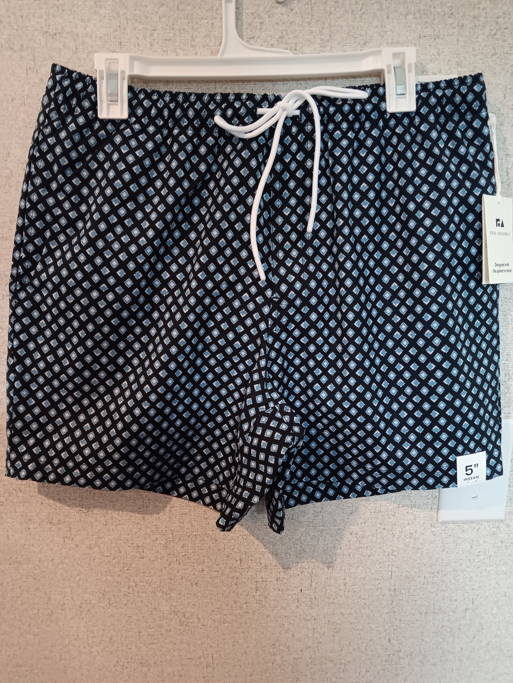 Free Assembly -Men's Black Geometric Swim Trunks with White Drawstring Size M